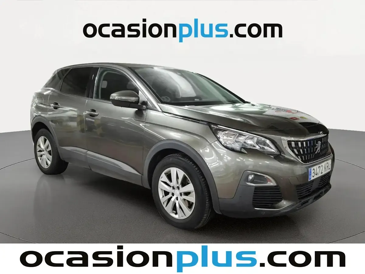 Usado Peugeot 3008 Active 131 CV (96 kW) 2018 Gris SUV