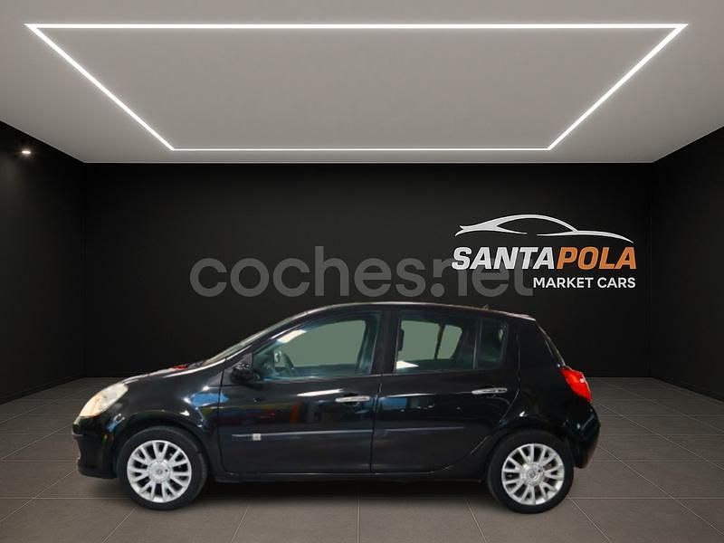 Usado Renault Clio II Campus 75 CV (55 kW) 2008 Negro Berlina