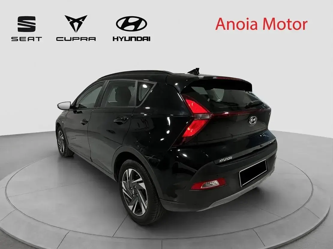 Usado Hyundai Bayon 101 CV (74 kW) 2021 Negro SUV