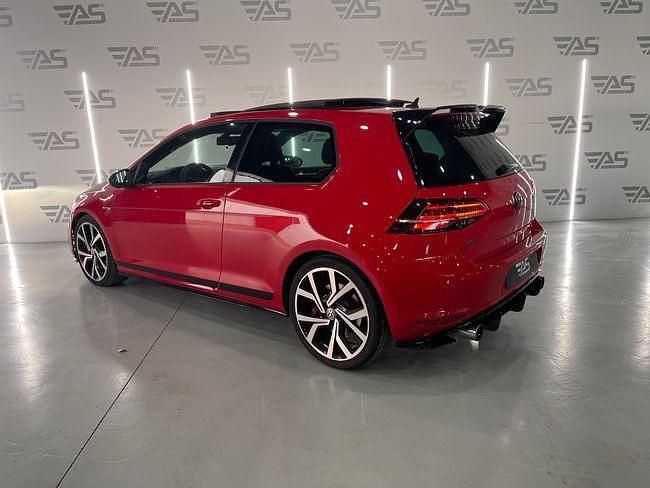 Usado VW Golf VII GTI 230 CV (169 kW) 2013 Rojo Utilitario