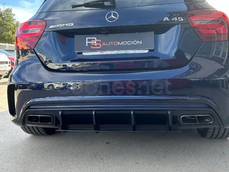 Usado Mercedes A45 AMG AMG 381 CV (280 kW) 2016 Azul Utilitario