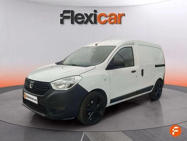 Usado Dacia Dokker Essentiel 131 CV (96 kW) 2020 Blanco Monovolumen