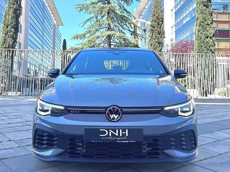 Usado VW Golf VIII GTI Clubsport 301 CV (221 kW) 2023 Gris / plata Berlina