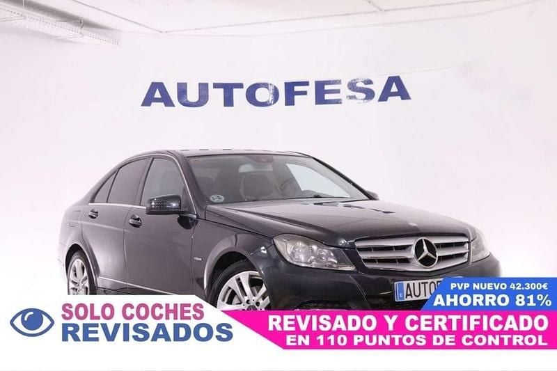 Usado Mercedes C200 136 CV (100 kW) 2011 Negro Berlina