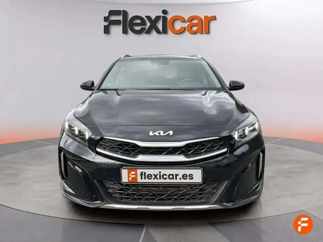 Usado Kia XCeed 120 CV (88 kW) 2023 Negro SUV