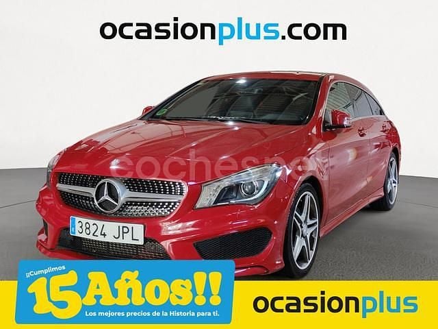 Rojo Usado 2016 Mercedes CLA200 Shooting Brake Familiar | 19.750 € (Precio justo) - Imagen 1/4