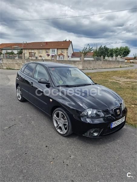 Usado Seat Ibiza FR 130 CV (95 kW) 2008 Negro Berlina