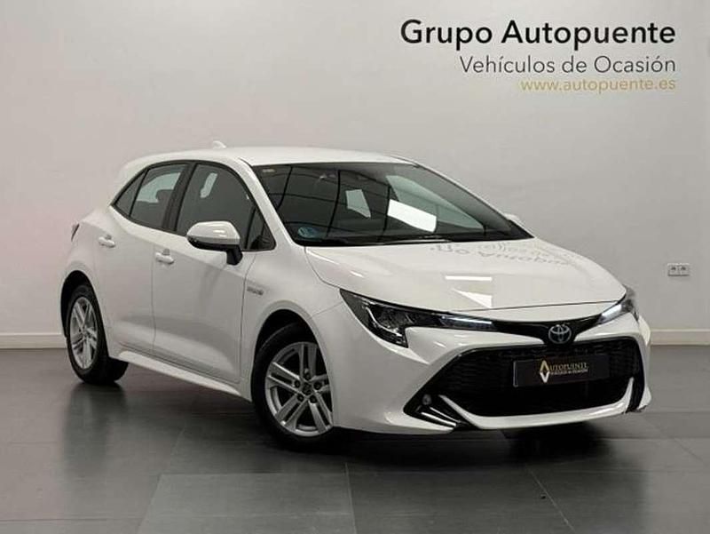 Usado Toyota Corolla 125 CV (91 kW) 2020 Blanco Berlina