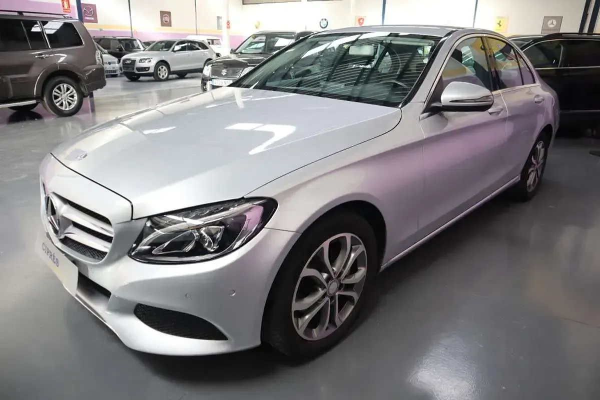 Usado Mercedes C220 170 CV (125 kW) 2017 Plateado Berlina