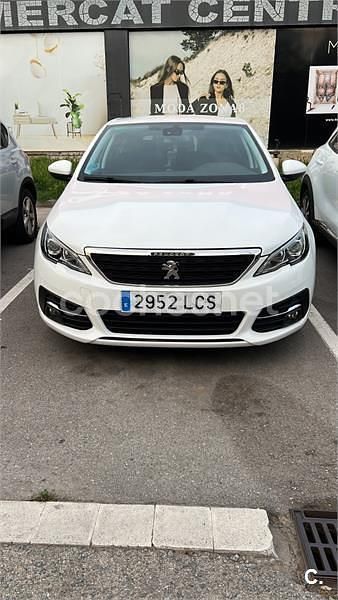Usado Peugeot 308 Style 100 CV (73 kW) 2019 Blanco Berlina