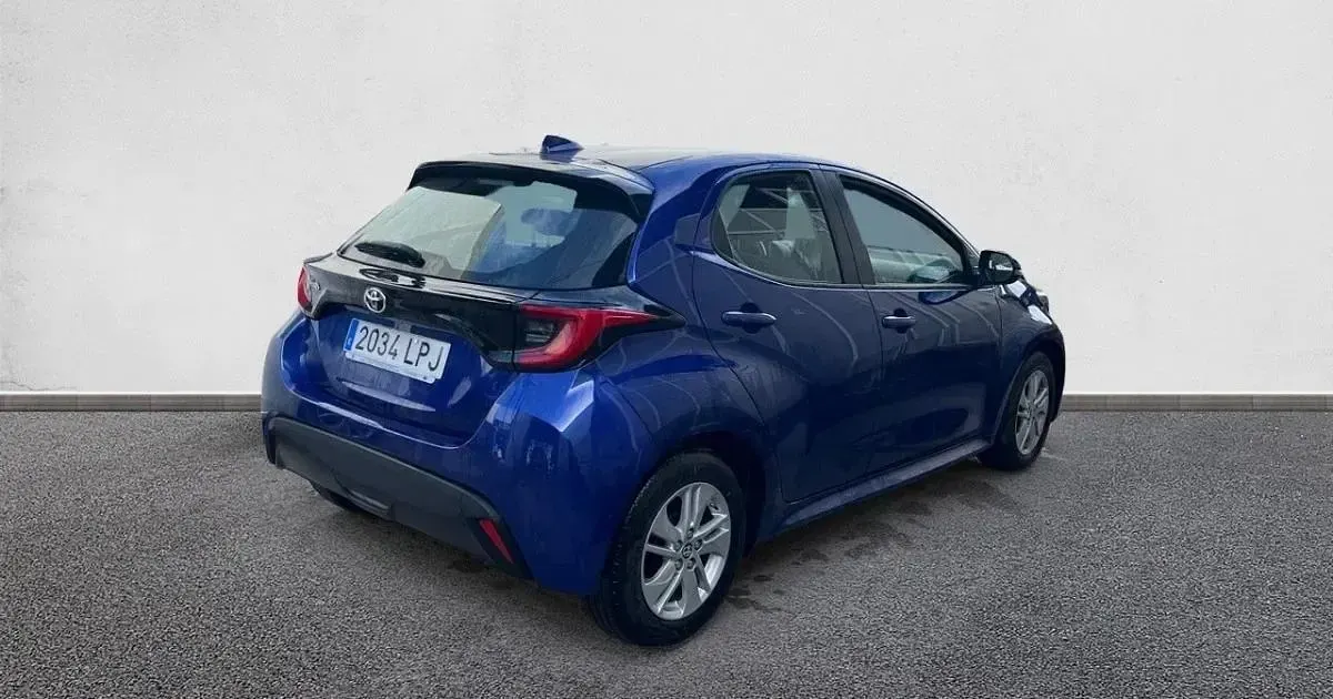 Usado Toyota Yaris Edition 125 CV (91 kW) 2021 Utilitario