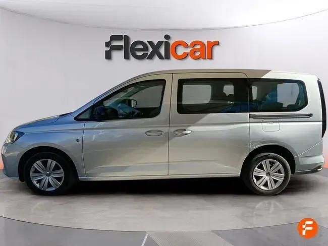 Usado VW Caddy Maxi 122 CV (89 kW) 2024 Gris Monovolumen