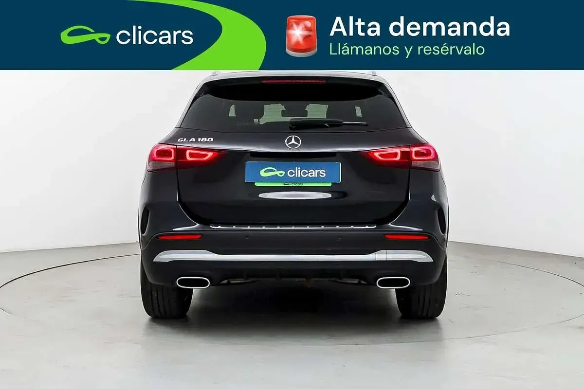 Occasion Mercedes GLA180 136 PK (100 kW) 2021 Zwart SUV