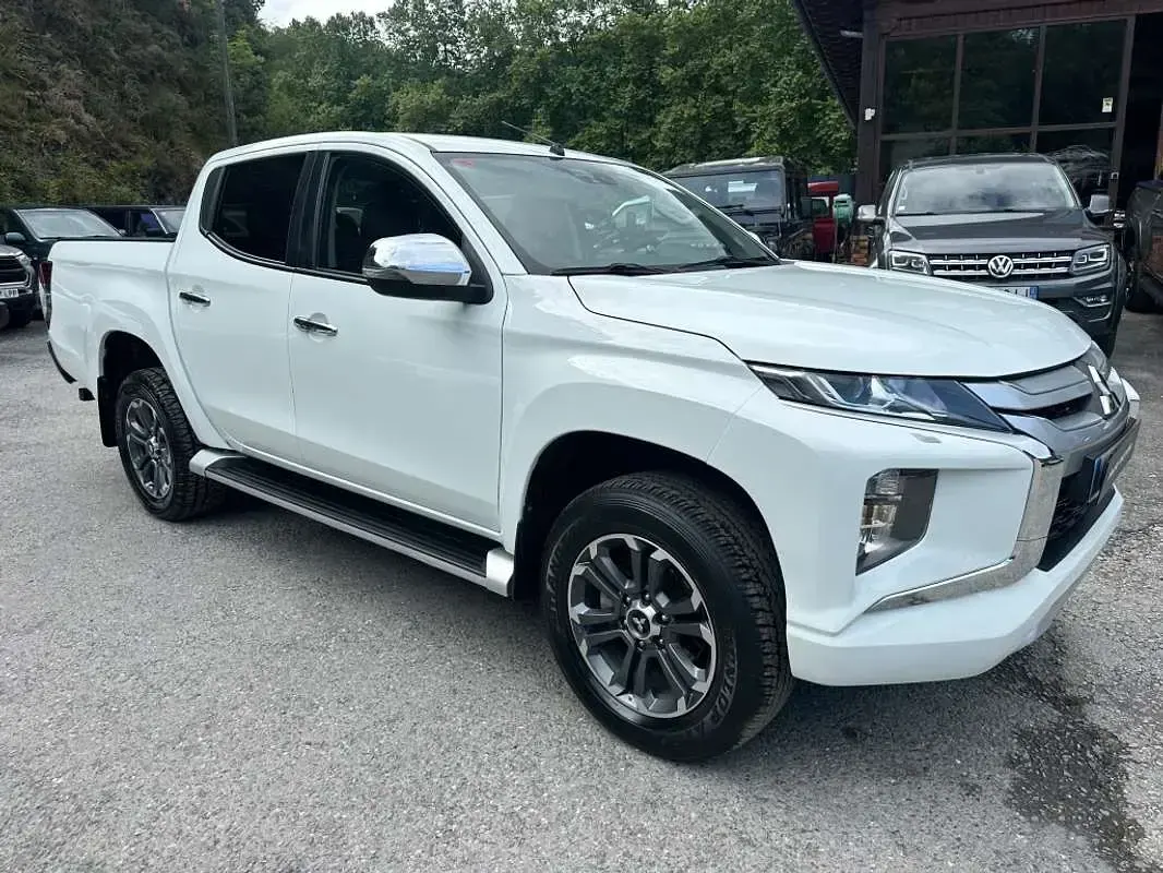 Usado Mitsubishi L200 Motion 150 CV (110 kW) 2020 Blanco Pickup/Camioneta