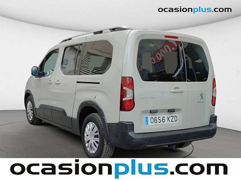 Usado Peugeot Rifter Active 131 CV (96 kW) 2019 Gris Monovolumen