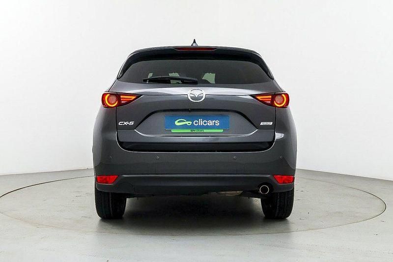 Usado Mazda CX-5 150 CV (110 kW) 2019 Gris / plata SUV