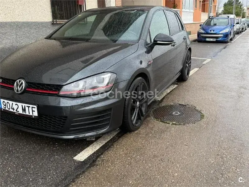 Usado VW Golf VII GTI 230 CV (169 kW) 2016 Negro Berlina