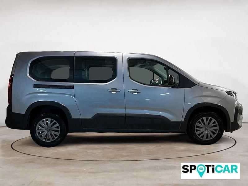 Usado Peugeot Rifter Allure 101 CV (74 kW) 2025 Gris Monovolumen