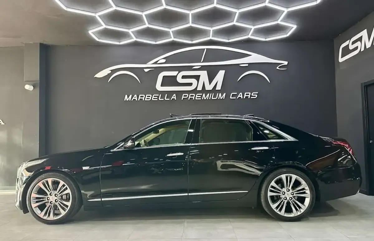 Usado Cadillac CT6 417 CV (306 kW) 2018 Negro Berlina