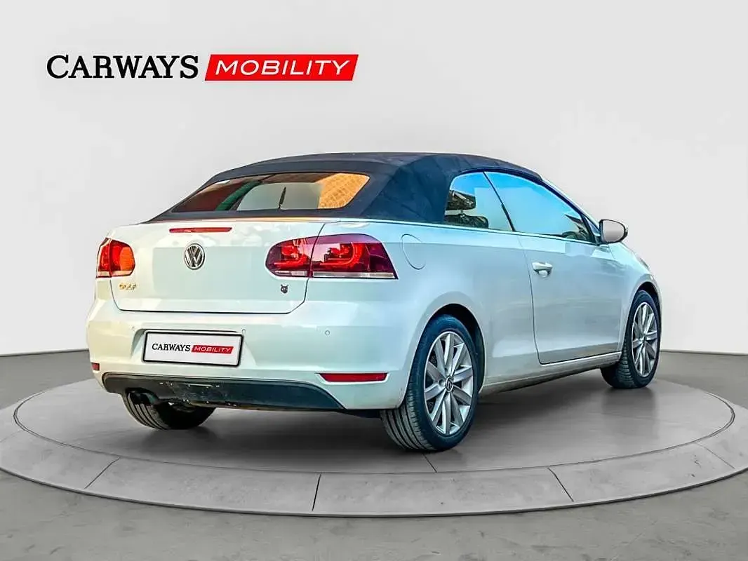 Usado VW Golf Cabriolet 160 CV (117 kW) 2012 Blanco Descapotable