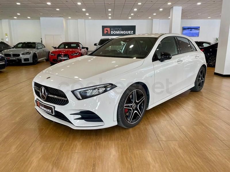 Usado Mercedes A180 116 CV (85 kW) 2021 Blanco Berlina