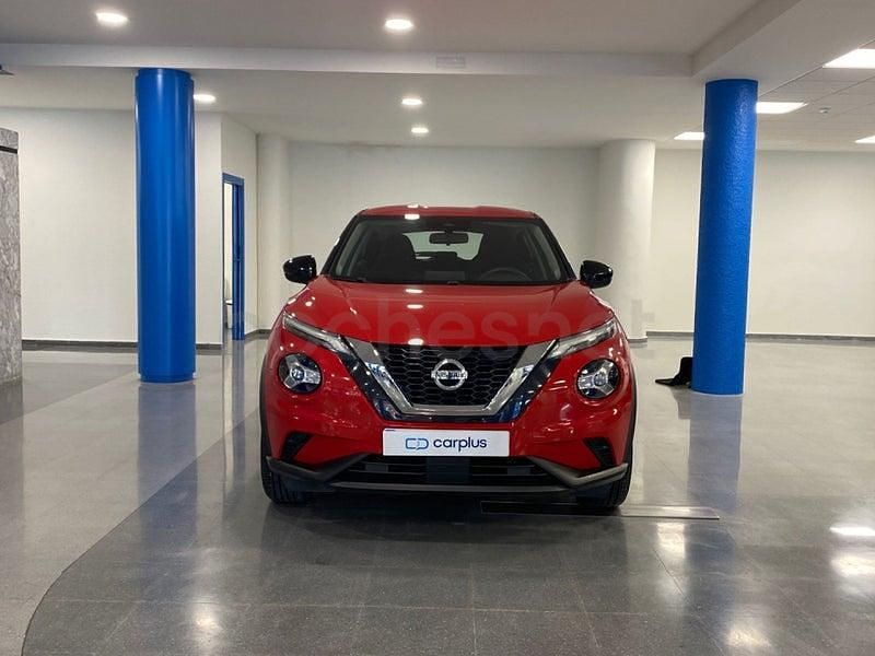 Usado Nissan Juke Acenta 114 CV (83 kW) 2022 Yokohama red sólido SUV