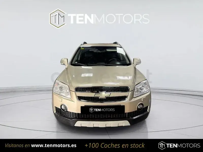 Usado Chevrolet Captiva LS 127 CV (93 kW) 2007 Gris / plata SUV