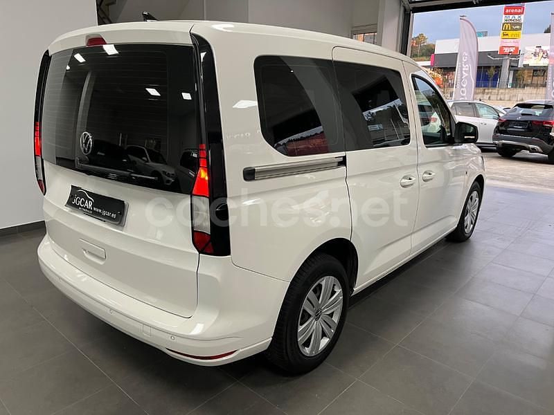 Usado VW Caddy 122 CV (89 kW) 2021 Blanco Monovolumen