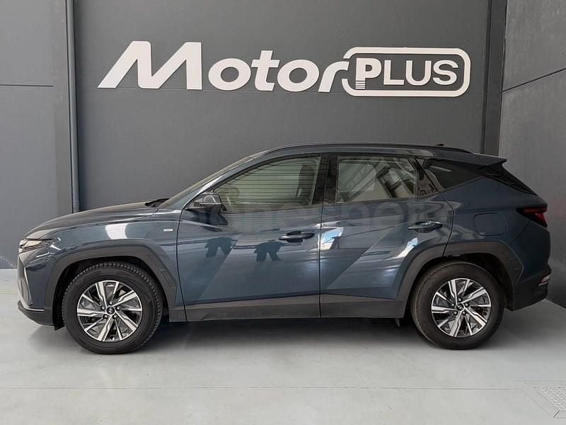 Usado Hyundai Tucson 136 CV (100 kW) 2021 Gris / plata SUV