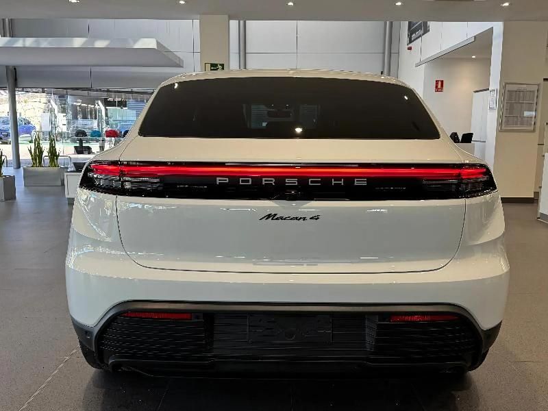 Ny Porsche Macan 300 kW (408 HK) 2025 Vit SUV