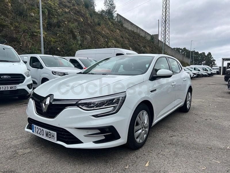 Usado Renault Mégane IV Equilibre 140 CV (102 kW) 2022 Blanco Berlina