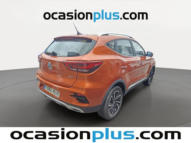 Usado MG ZS Luxury 111 CV (81 kW) 2023 Naranja SUV