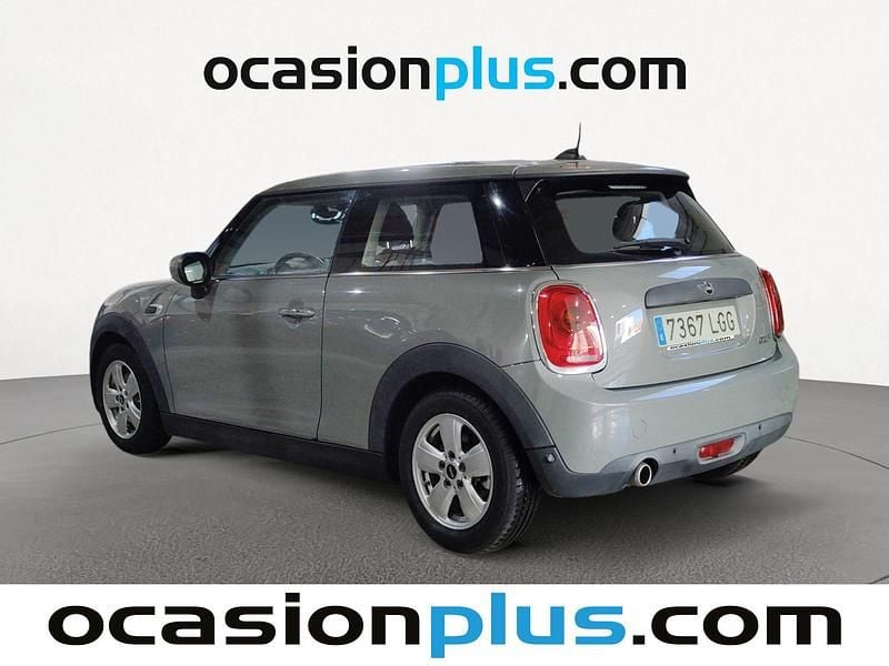 Usado Mini ONE 102 CV (75 kW) 2020 Gris Utilitario