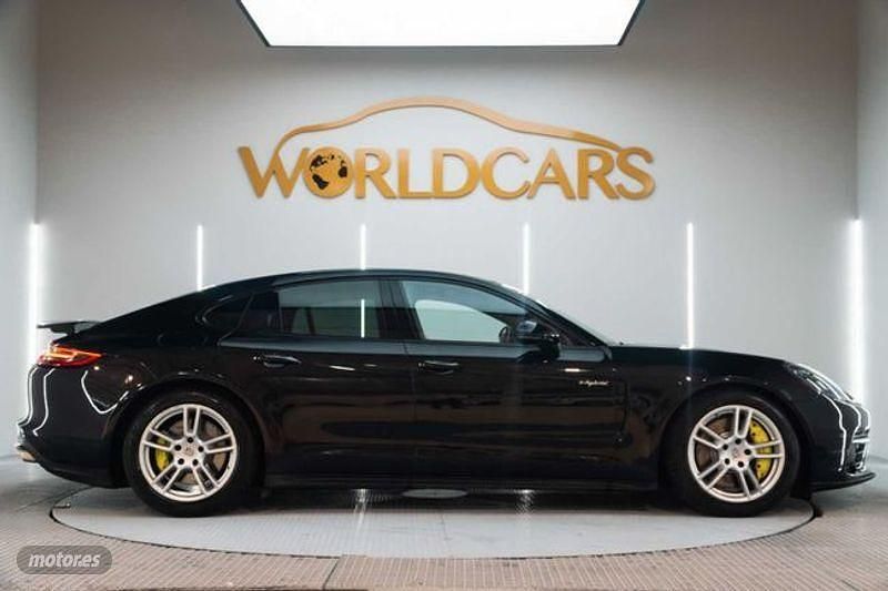 Usado Porsche Panamera 4 E-Hybrid 462 CV (339 kW) 2017 Negro Utilitario