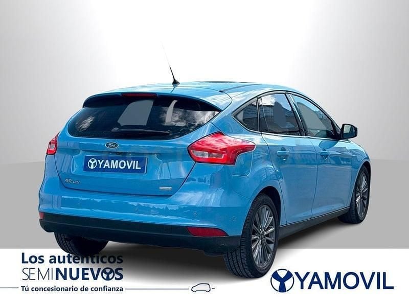 Usado Ford Focus Trend 125 CV (91 kW) 2016 Azul Berlina