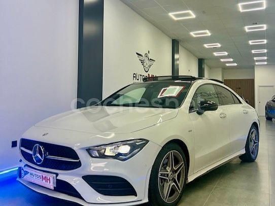 Blanco Usado 2022 Mercedes CLA180 Berlina | 31.990 € (Un poco caro) - Imagen 1/4