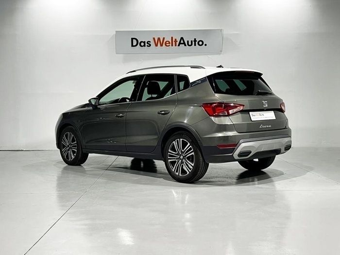 Gris Usado 2024 Seat Arona Xperience SUV | 20.500 € (Precio justo) - Imagen 1/4