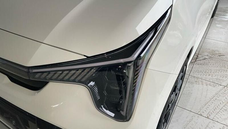 Nuevo Kia Picanto GT-Line 63 CV (46 kW) 2025 Blanco Utilitario