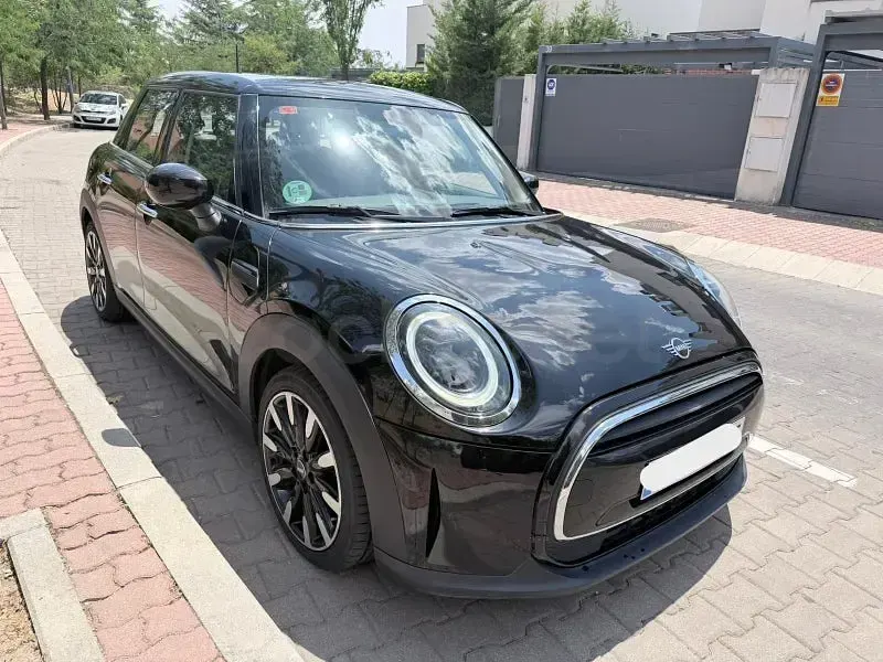 Usado Mini Cooper 136 CV (100 kW) 2021 Negro Utilitario