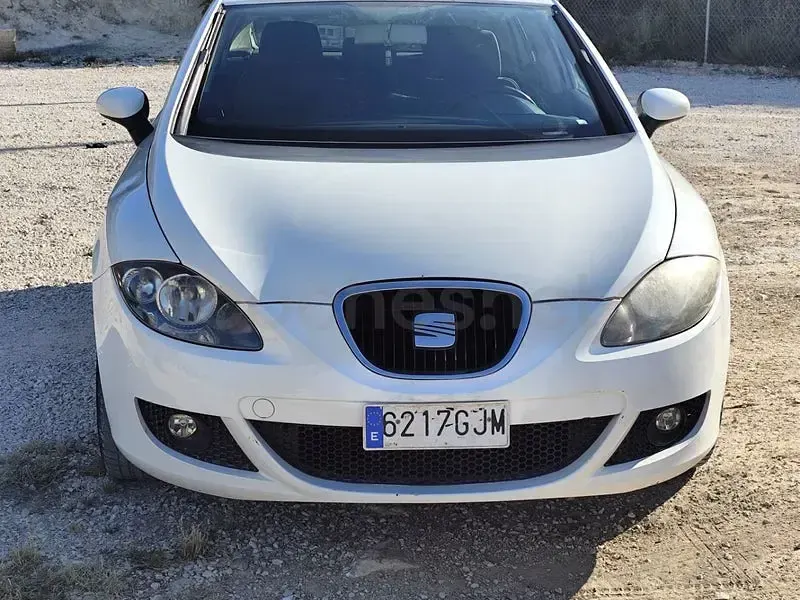 Usado Seat Leon Style 105 CV (77 kW) 2008 Blanco Utilitario