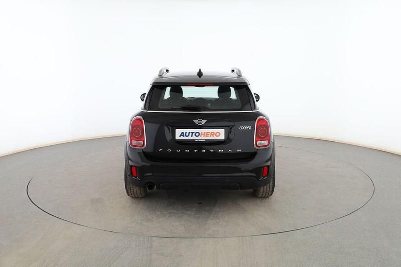 Usado Mini Cooper 135 CV (99 kW) 2018 Negro Utilitario