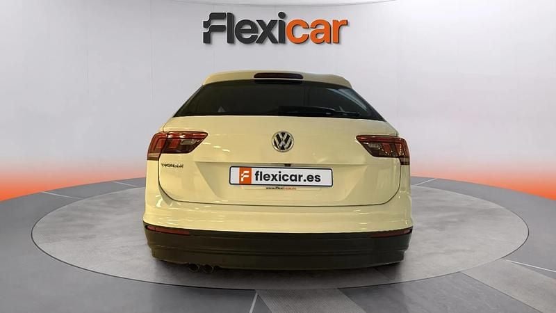 Usado VW Tiguan Edition 131 CV (96 kW) 2019 Blanco SUV