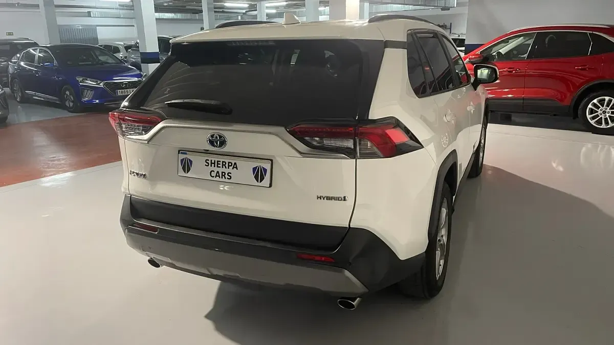 Usado Toyota RAV4 Hybrid Advance 218 CV (160 kW) 2021 Blanco SUV