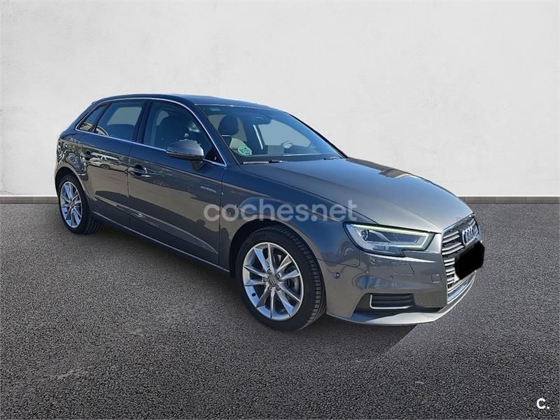 Gris / plata Usado 2019 Audi A3 Sportback Utilitario | 18.800 € (Buen precio) - Imagen 1/4