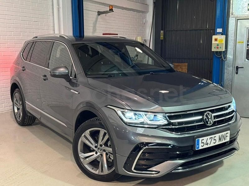 Usado VW Tiguan Allspace R-line 150 CV (110 kW) 2024 Gris / plata SUV
