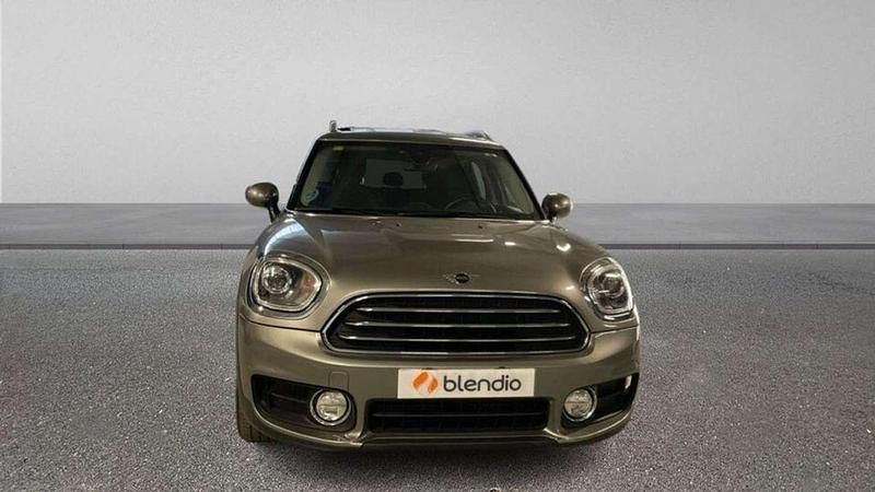 Usado Mini ONE 117 CV (86 kW) 2018 Gris Utilitario