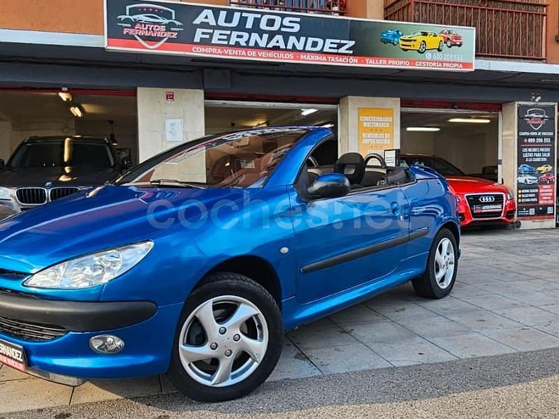 Azul Usado 2001 Peugeot 206 Descapotable | 3500 € (Precio justo) - Imagen 1/4