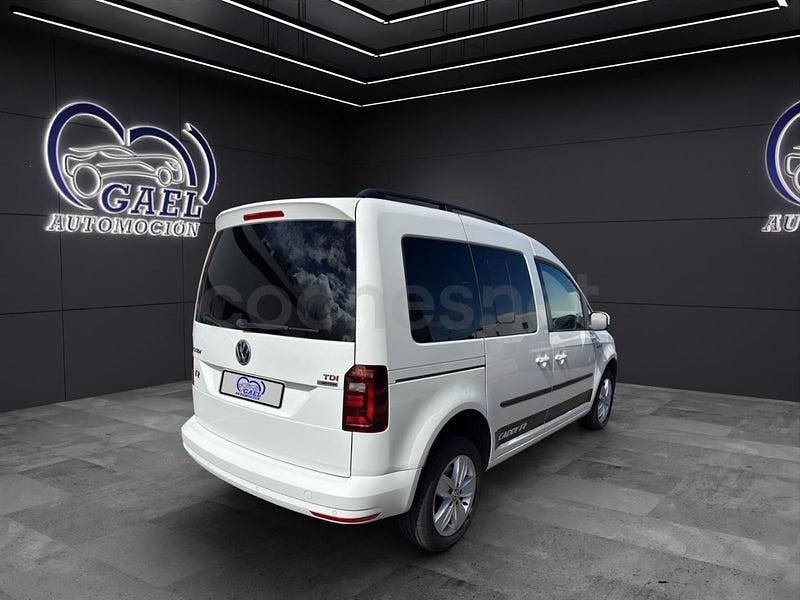 Usado VW Caddy Comfortline 150 CV (110 kW) 2016 Blanco Monovolumen