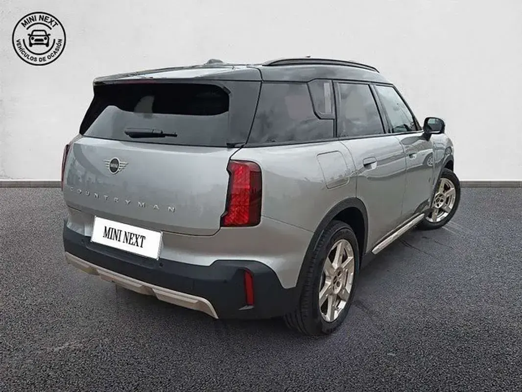 Usado Mini Countryman Essential 163 CV (119 kW) 2025 Gris SUV