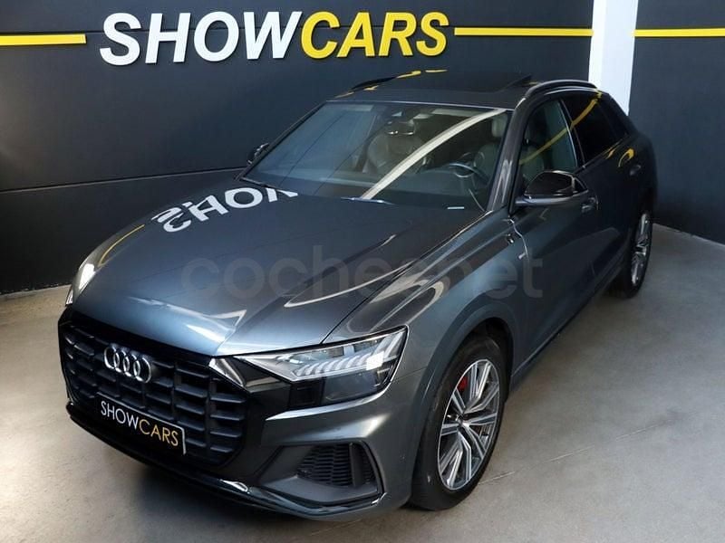 Usado Audi Q8 S-line plus 462 CV (339 kW) 2022 Gris / plata SUV